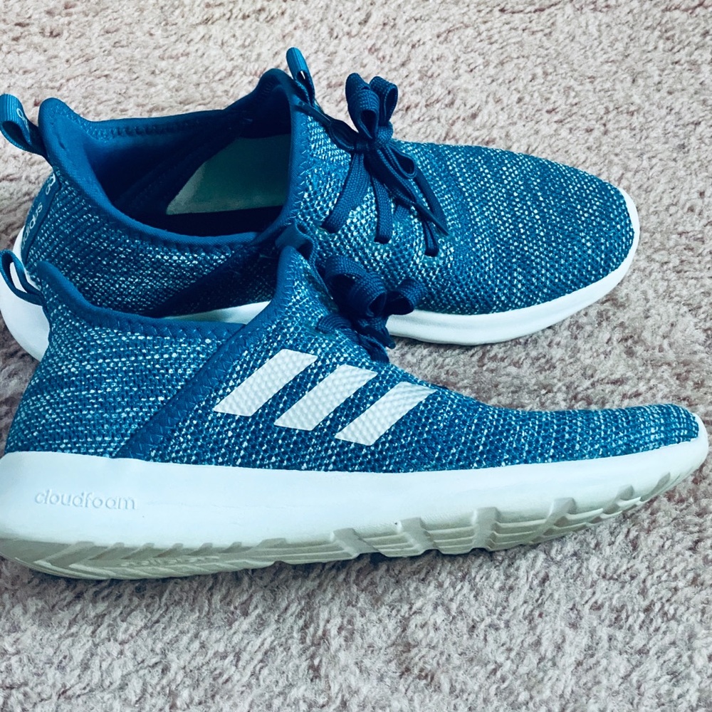 Adidas CloudFoam Sneakers 🔅 Women